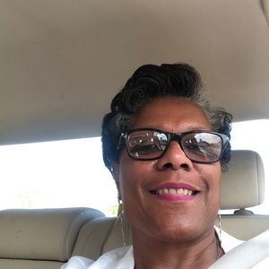 Meet your Posher, Darlene